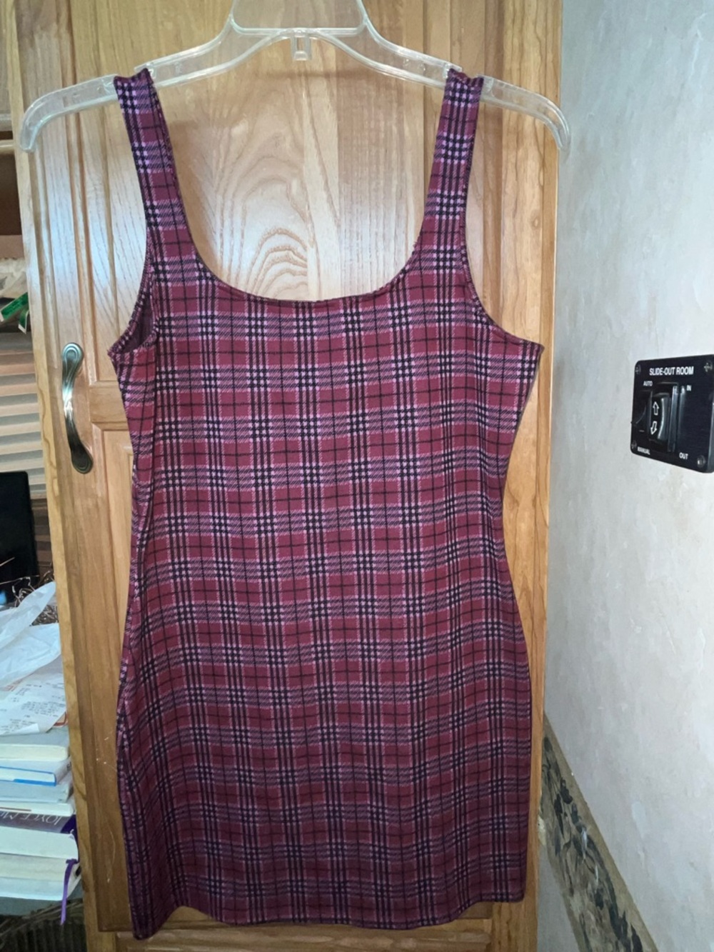 Forever 21Sleeveless Red and Black Plaid Bodycon Dress Size:XL